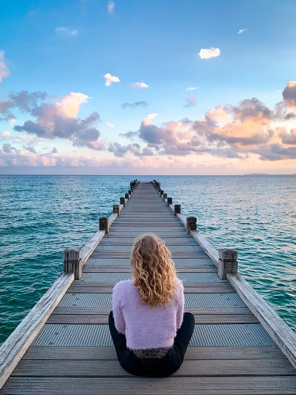 woman, sit, boardwalk